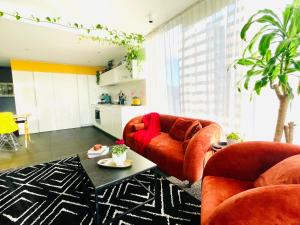 Extraordinary holiday stay for Melbourne explore