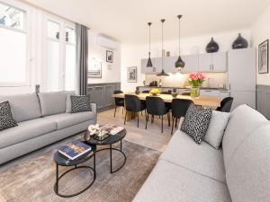 LivinParis - Luxury AC 4 Bedrooms Auteuil Eiffel I