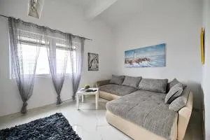 Apartment Ražanac Nikola 2 - Ražanac