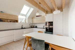 Appartements Appartement Duplex vue lac et montagne a Talloires : photos des chambres
