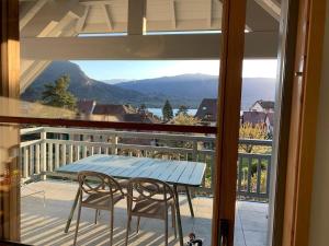 Appartements Appartement Duplex vue lac et montagne a Talloires : photos des chambres