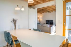 Appartements Appartement Duplex vue lac et montagne a Talloires : photos des chambres