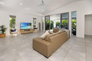 Seaside heated pool 3 bedroom