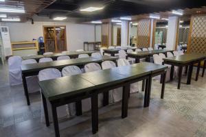 Level 007 Hotels and Resorts Inc