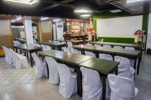 Level 007 Hotels and Resorts Inc