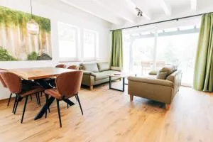 Hof Köhne - Haus im Glück links - Cobbenrode