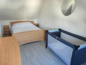 Maisons de vacances Maison recente 6 pers., proche plage, jardin paisible, activites variees - FR-1-639-3 : photos des chambres