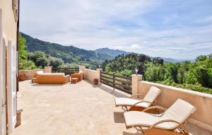 3 Bedroom Lovely Home In Pietrasanta
