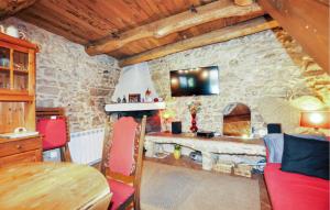 1 Bedroom Stunning Home In Assignan