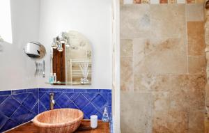 Maisons de vacances 1 Bedroom Stunning Home In Assignan : photos des chambres