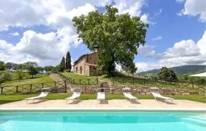 Awesome Home In Bibbiena With Kitchen - Chitignano