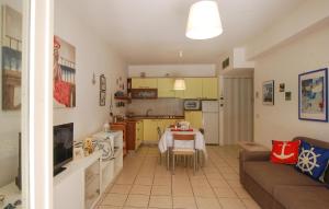 Awesome Apartment In Marcelli Di Numana