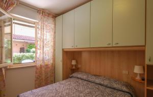 Awesome Apartment In Marcelli Di Numana