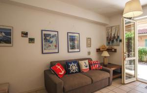 Stunning Apartment In Marcelli Di Numana