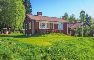 Stunning Home In Leksand With Kitchen