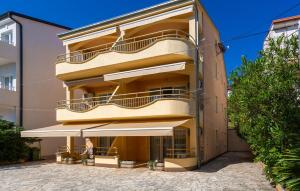 Stunning Apartment In Dramalj With Wifi