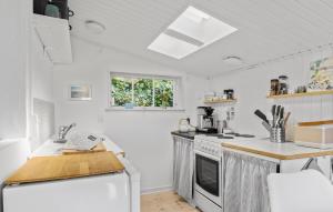 Nice Home In Hejls With Wifi