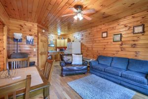 Blue Rose Cabins - Pine Ridge Cabin