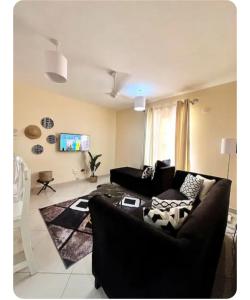 Black cozy chic, SERENE SPACE