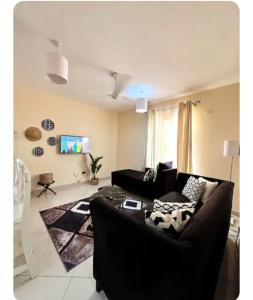 Black cozy chic, SERENE SPACE