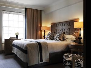 Classic Double Room room in The Bloomsbury Hotel