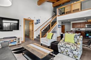 Kookaburra Lodge #401 By Bear Country - 4hvězdičkové hotely ve městě Sun Peaks