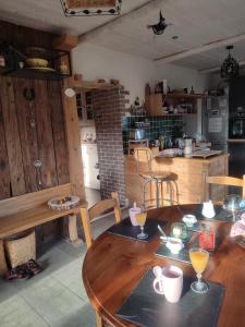 Sejours chez l'habitant Chambre atypique 2 pers 200m du lac : photos des chambres