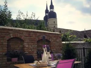 Penzion Marriot - Cífer