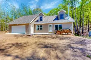 Backwoods Getaway - Conover