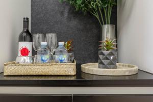 VAQUAY Verge In Brunswick East