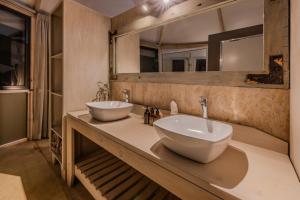 Desert Hills Glamping Camp