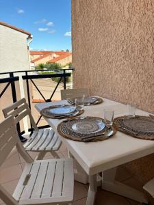 Appartements Appartement confort 20 metre mer : photos des chambres