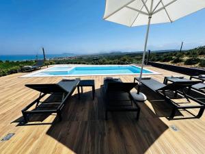 Skyline Serenity Villa 10 people 4bedroom 3ba, 3min To Beach