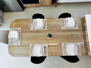 Skyline Serenity Villa 10 people 4bedroom 3ba, 3min To Beach