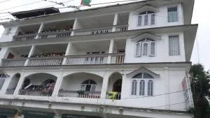 Vamoose Hotel Menda-La - Dirāng