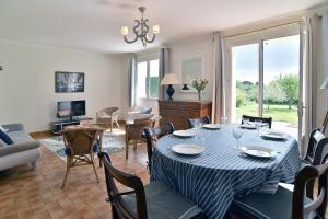 Maisons de vacances La Florentine - Maison 109m2 proche plage : photos des chambres