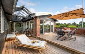 Stunning Home In Ebeltoft With Kitchen