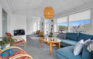 Stunning Home In Ebeltoft With Kitchen