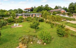 Stunning Home In Ebeltoft With Kitchen