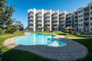 The Lookout Triplex at Cabanas 11