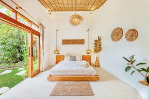 Villa Indigo - 5-BDR with huge pool and garden