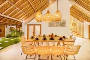 Villa Indigo - 5-BDR with huge pool and garden