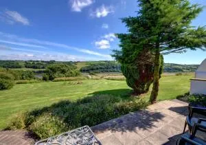 Tan y Lan Fach - Llandefeilog