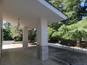 villetta immersa nel verde