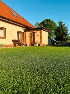 Fotuso House - 米沃姆温