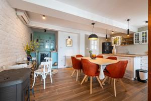 Sunset & Sunrise Villas in Stanisici-Two Villas With Common Pool