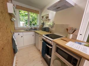 Kittiwake, Moor and Sea Holidays, lovely space near the North Devon Coast