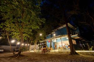 Mosaic Liwliwa Hotel Near Beach