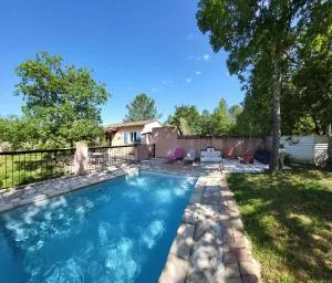 1 Chambre piscine commune et 1 Gite piscine privée La Sauvasse - Labastide-de-Virac