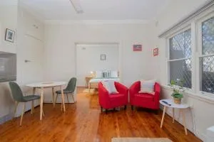 Newcastle Nook - Convenient Comforts in the CBD - Stockton